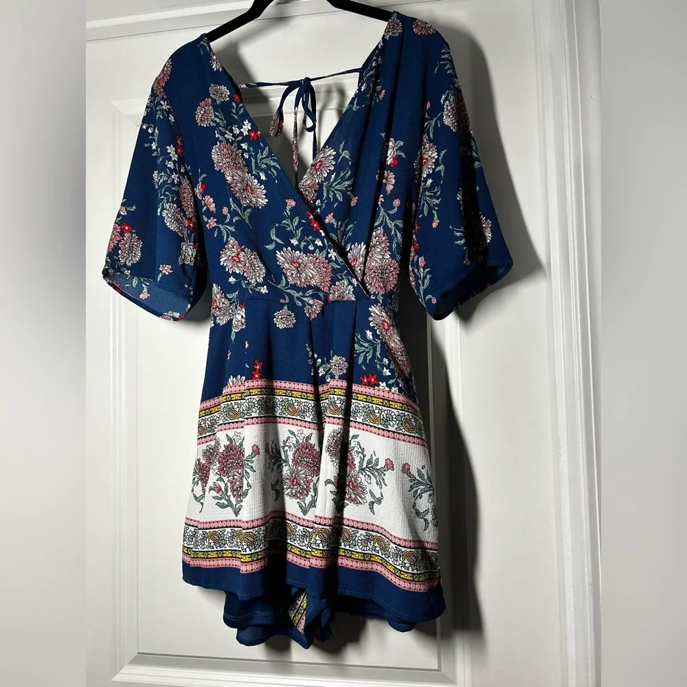 Three Hearts Blue Floral‎ Romper